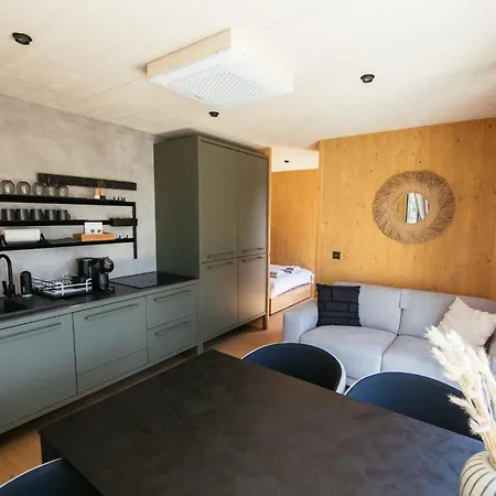 Thebeachvilla 3 Tisno